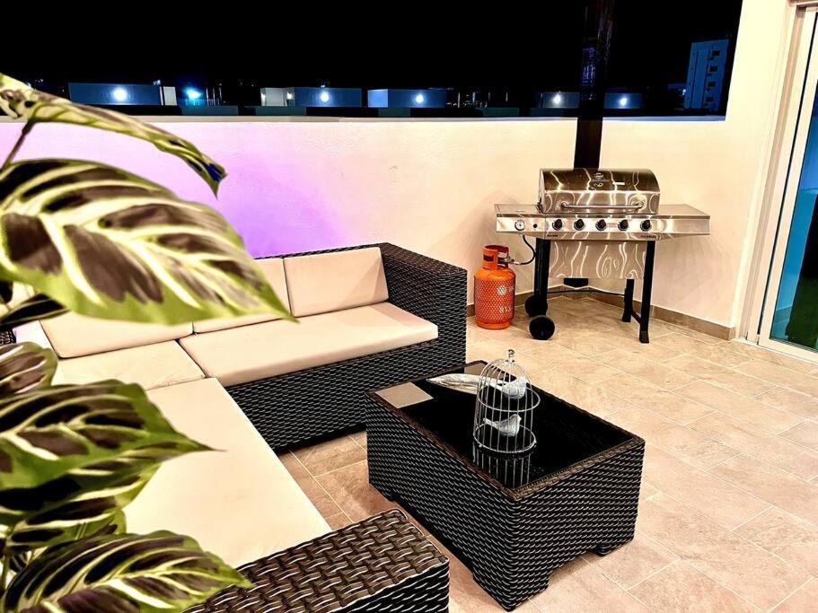 Outstanding Pent House W/Jacuzzi Apartment Santiago De Los Caballeros Exterior photo