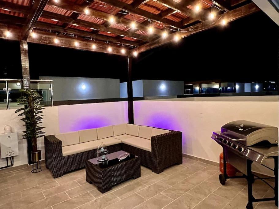 Outstanding Pent House W/Jacuzzi Apartment Santiago De Los Caballeros Exterior photo